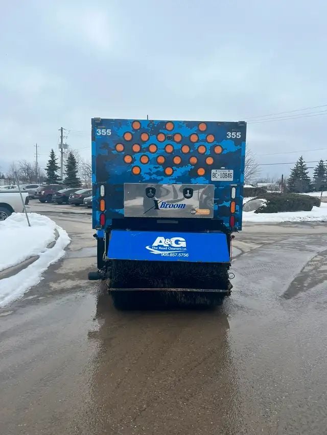 Thumbnail 2020 Nescon Xbroom Mechanical High Dump Sweeper Thumbnail 2020 Nescon Xbroom Mechanical High Dump Sweeper